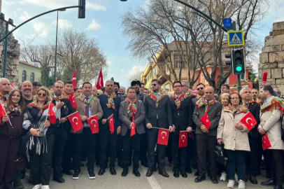 Bursa'da fetih coşkusu! 700'üncü yıl yürüyüşü yapıldı
