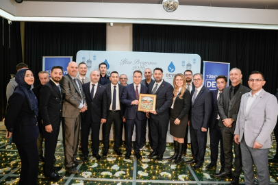 DEVA PARTİSİ NİLÜFER İLÇE BAŞKANI Fatih Kayıkçı’DAN SERT ÇIKIŞ: “BURSA KÜÇÜK SANAYİ SİTESİ GÖZ GÖRE GÖRE ÇÜRÜTÜLÜYOR!”