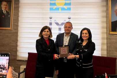 Nilüfer’de Kadınlardan Yoğun Katılım: “Hayatına Yeniden Yön Ver” Semineri Büyük İlgi Gördü