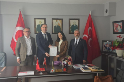 Orhaneli’de Siyasette Yeni Dönem: Hilal Yağız MHP Saflarında, İlçe Sorunlarına Odaklı Güç Birliği