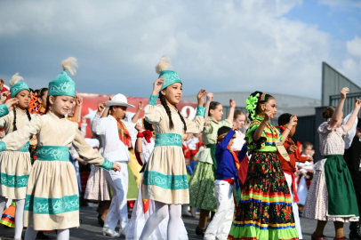 Balıkesir’de Uluslararası Çocuk Festivali coşkusu