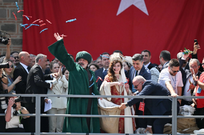 Manisa’da 10 ton şifa yağdı