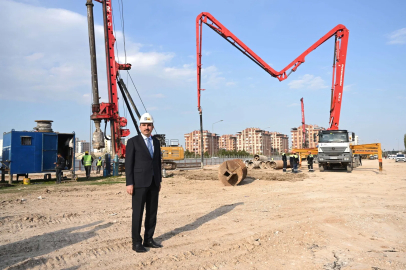 Başkan Altay: “Otogar Kavşağı’nda Karayolunu ve Raylı Sistemi Üste Alacak Bir Köprülü Kavşak Çalışması Yürütüyoruz”