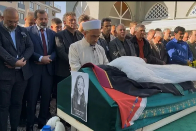 Bursa'da katledilen genç avukat son yolculuğuna uğurlandı