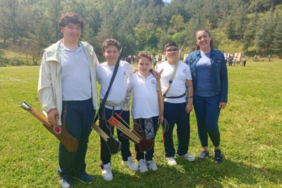 NİLÜFER’DE İLK ADIMDAN ZİRVEYE: HATİCE GANİ ERVERDİ ORTAOKULU’NDAN GURURLANDIRAN BAŞARI