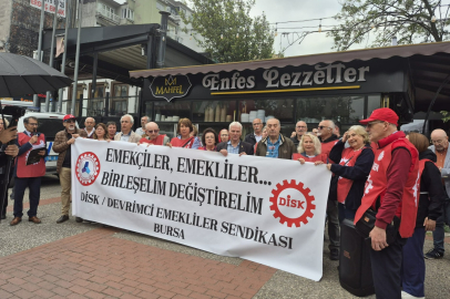 Bursa’da Emekli İsyanı: “Bu Düzen Emekliyi Açlığa, Hastalığa ve Sessiz Ölüme Mahkûm Ediyor”