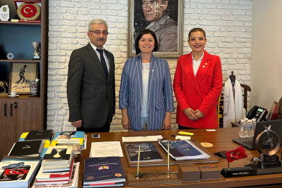 İYİ Parti Heyetinden Genel Merkezde Kadın Politikaları Görüşmesi: “Kadınların Siyasette Daha Güçlü Temsili Hedefleniyor”