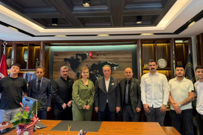 BBP Genel Başkan Yardımcısı Ekrem Alfatlı, Yıldırım İlçe Teşkilatını Ağırladı: "Yerel Gündemden Türkiye'nin Geleceğine Kadar Kapsamlı Değerlendirmelerde Bulunduk"