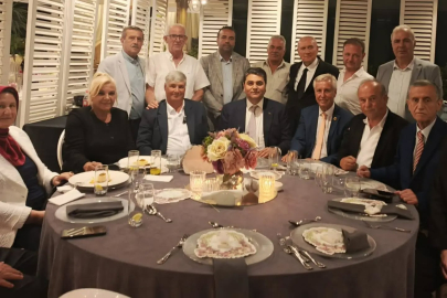 DEMOKRAT PARTİ GENEL BAŞKANI GÜLTEKİN UYSAL BURSA’DA DÜĞÜN BULUŞMASINDA PARTİLİLERLE BİR ARAYA GELDİ