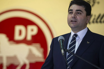 Sosyal Medya Anketi Siyasette Yeni Tartışma Başlattı: Demokrat Parti Yükseliş Sinyali Veriyor