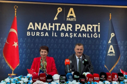 Anahtar Parti Bursa Teşkilatı Yeşilyayla'da Vatandaşlarla Buluştu: "Türkiye'nin Anahtarı Milletimizin Elindedir"