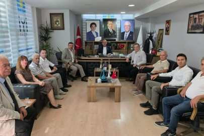 İYİ Parti Bursa İl Başkanlığı’nda Anlamlı Buluşma: Atatürk İlke ve Devrimleri, Cumhuriyetin Temel Değerleri ve Tam Bağımsız Türkiye Vurgusu