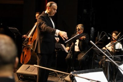 BURSA’DA TÜRK SANAT MÜZİĞİ RÜZGÂRI: YENİ SEZON ALKIŞLARLA AÇILDI