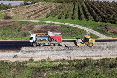 BURSA’DA ULAŞIM HAMLESİ: GÜRSU VE KESTEL’DE 9 KİLOMETRELİK YOL YENİLENİYOR!